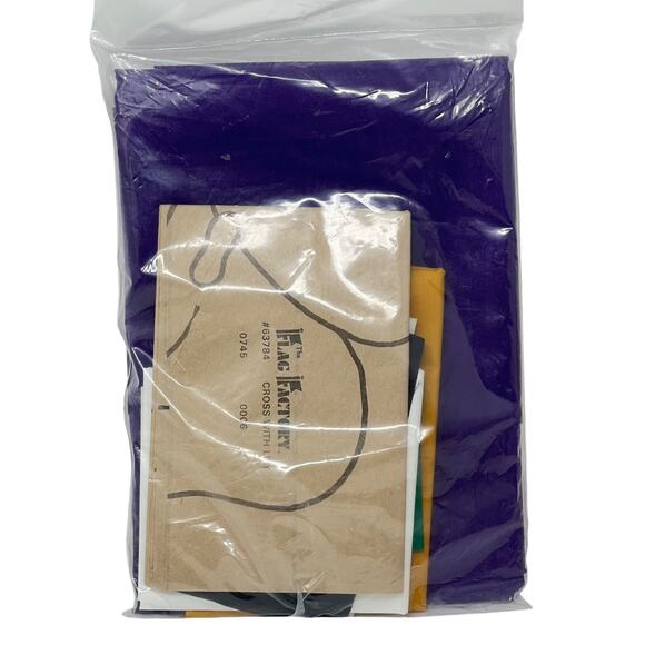 Cross & Lily Complete Flag Kit from The Flag Factory 28"x49" All Materials Incl - Picture 4 of 5